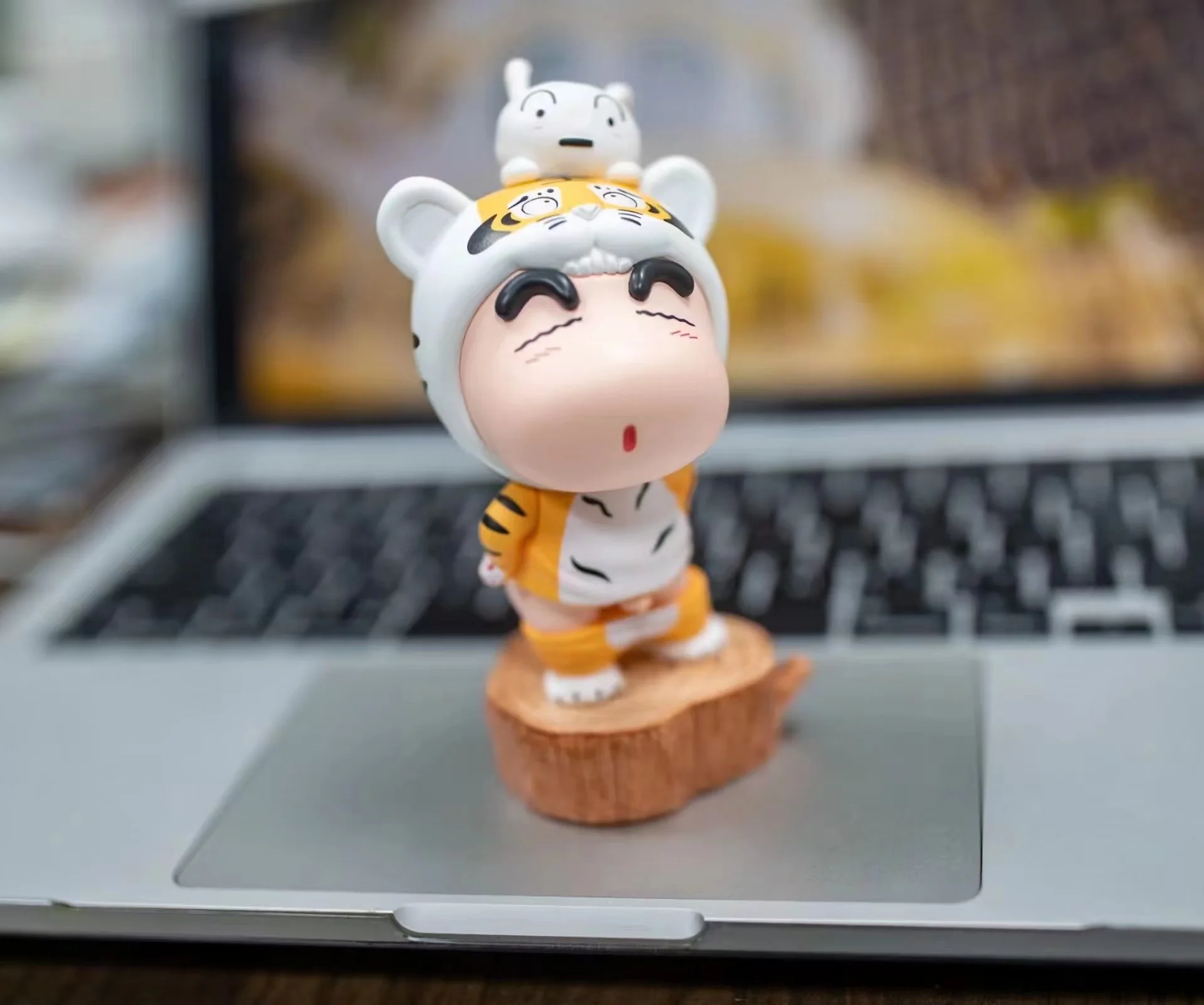 Anime Voščenka Shin-chan COS Tiger PVC Slika Zbirateljske Model Igrača 12 cm