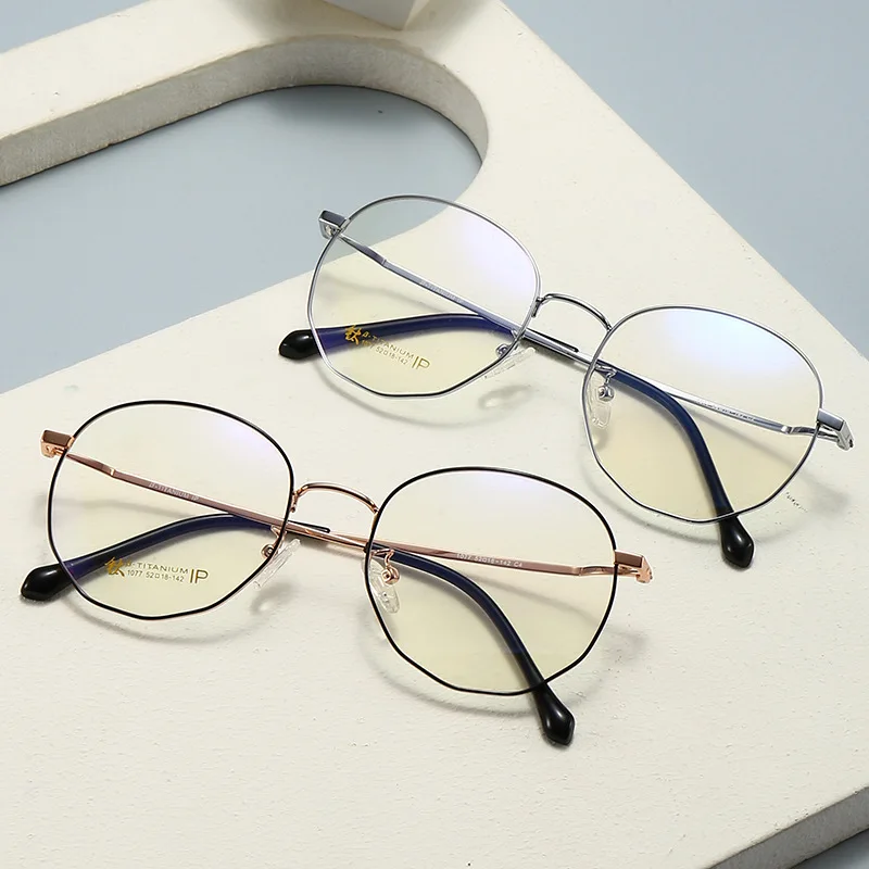 2022 Bolcking Blue Ray Očala Ženske Moški Optični Kratkovidnost Stekla Titanium Alloy Frame Mode Optični Računalnik Očala